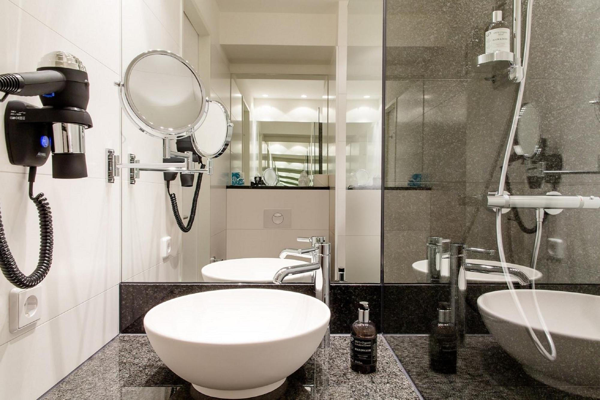 Motel One Anvers Dış mekan fotoğraf